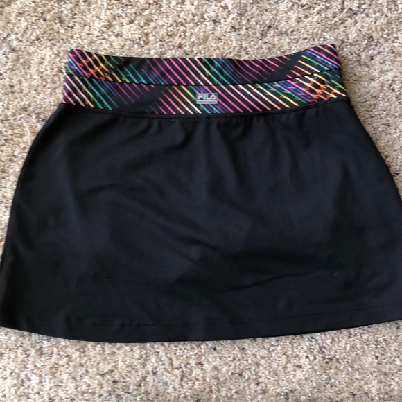 **SOLD**FILA Active Skort - Picture 7 of 7